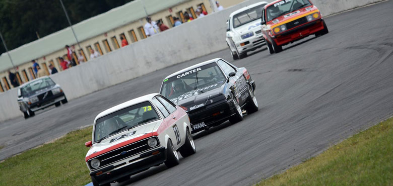 Heritage Touring Cars at Wakefield Park by Brent Murray